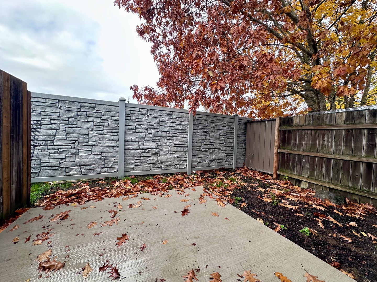 22900 NE Halsey St. - #02 - Fairview - Oregon - 2 bed, 1.5 bath rental property