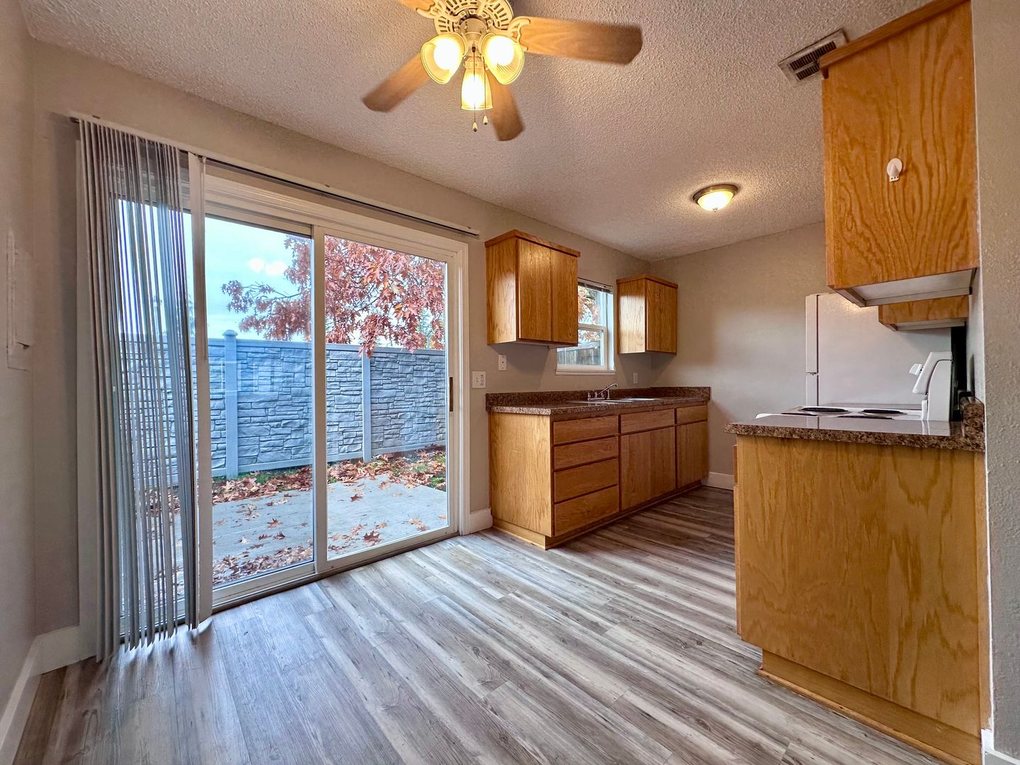 22900 NE Halsey St. - #02 - Fairview - Oregon - 2 bed, 1.5 bath rental property