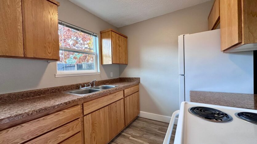 22900 NE Halsey St. - #02 - Fairview - Oregon - 2 bed, 1.5 bath rental property