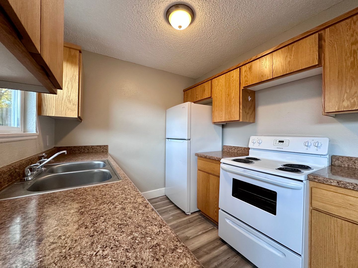 22900 NE Halsey St. - #02 - Fairview - Oregon - 2 bed, 1.5 bath rental property