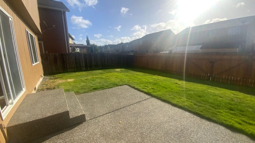 2314 164th St E - Tacoma - Washington - 4 bed, 2.5 bath rental property