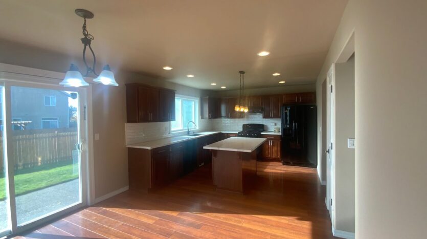 2314 164th St E - Tacoma - Washington - 4 bed, 2.5 bath rental property