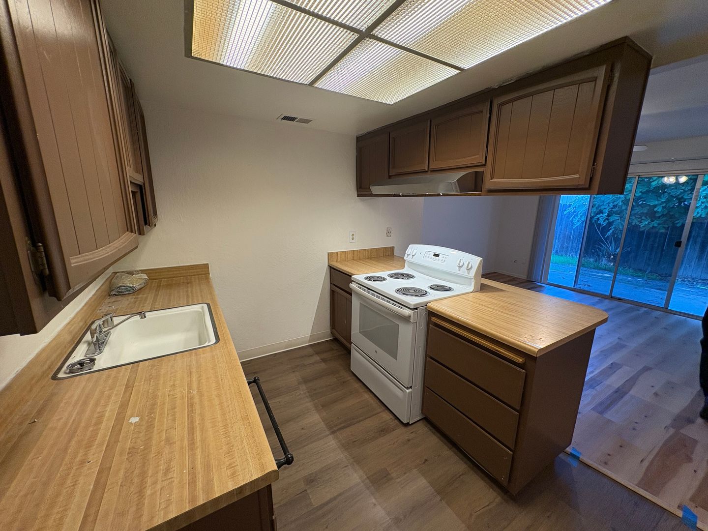 2315 Imran Drive - Sacramento - California - 2 bed, 2 bath rental property