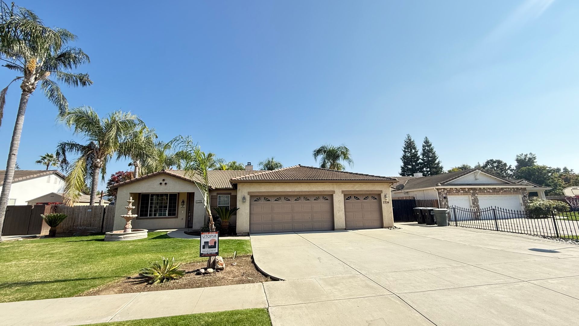 2324 N Peppertree St - Visalia - California - 3 bed, 2 bath rental property