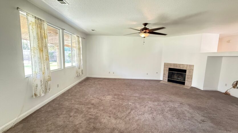 2324 N Peppertree St - Visalia - California - 3 bed, 2 bath rental property