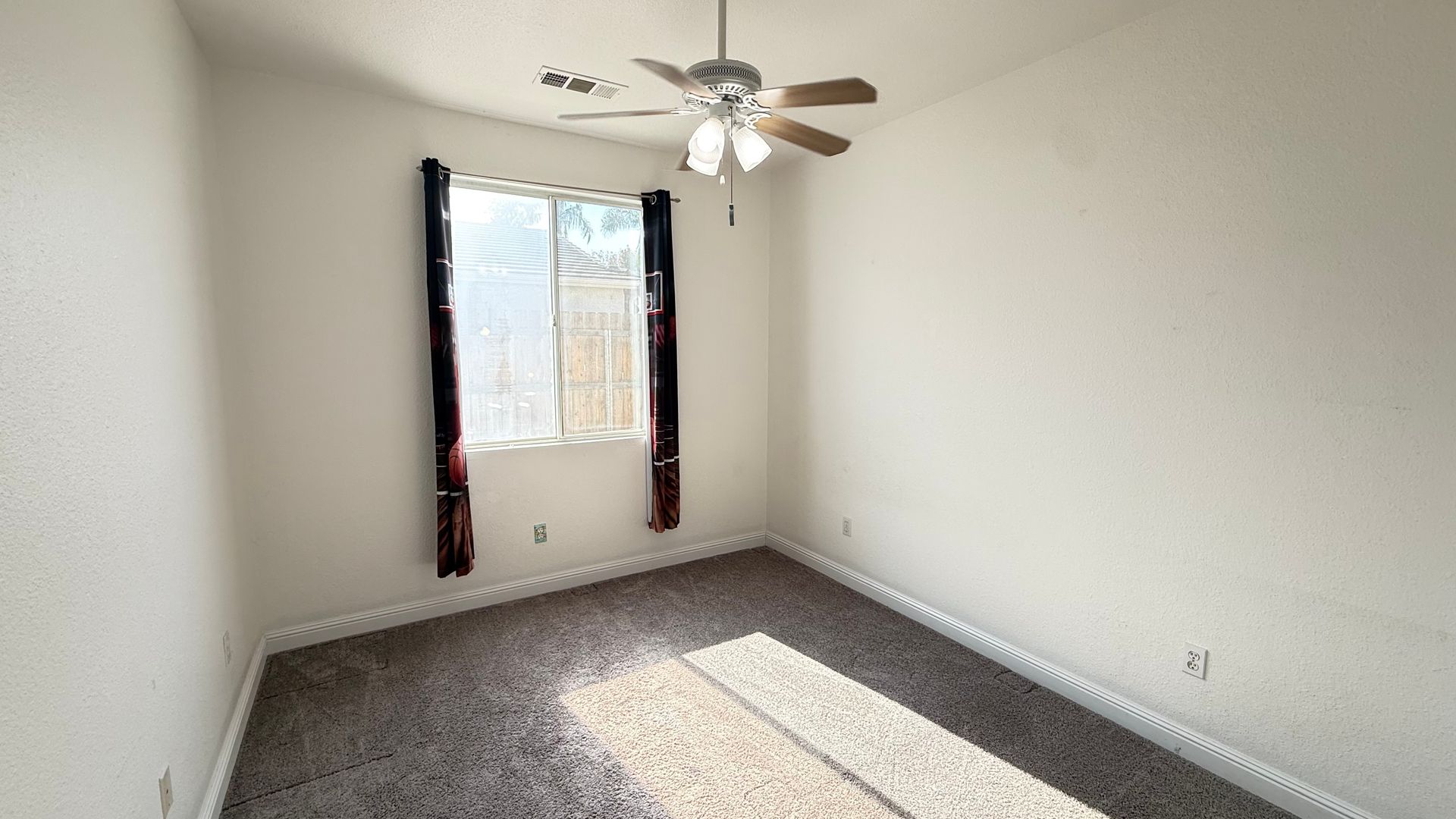 2324 N Peppertree St - Visalia - California - 3 bed, 2 bath rental property