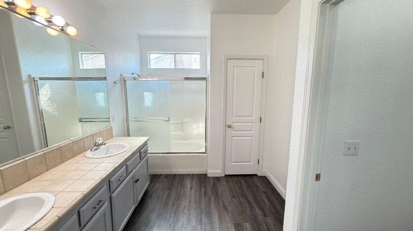 2324 N Peppertree St - Visalia - California - 3 bed, 2 bath rental property