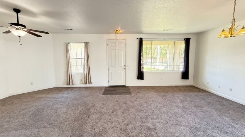 2324 N Peppertree St - Visalia - California - 3 bed, 2 bath rental property