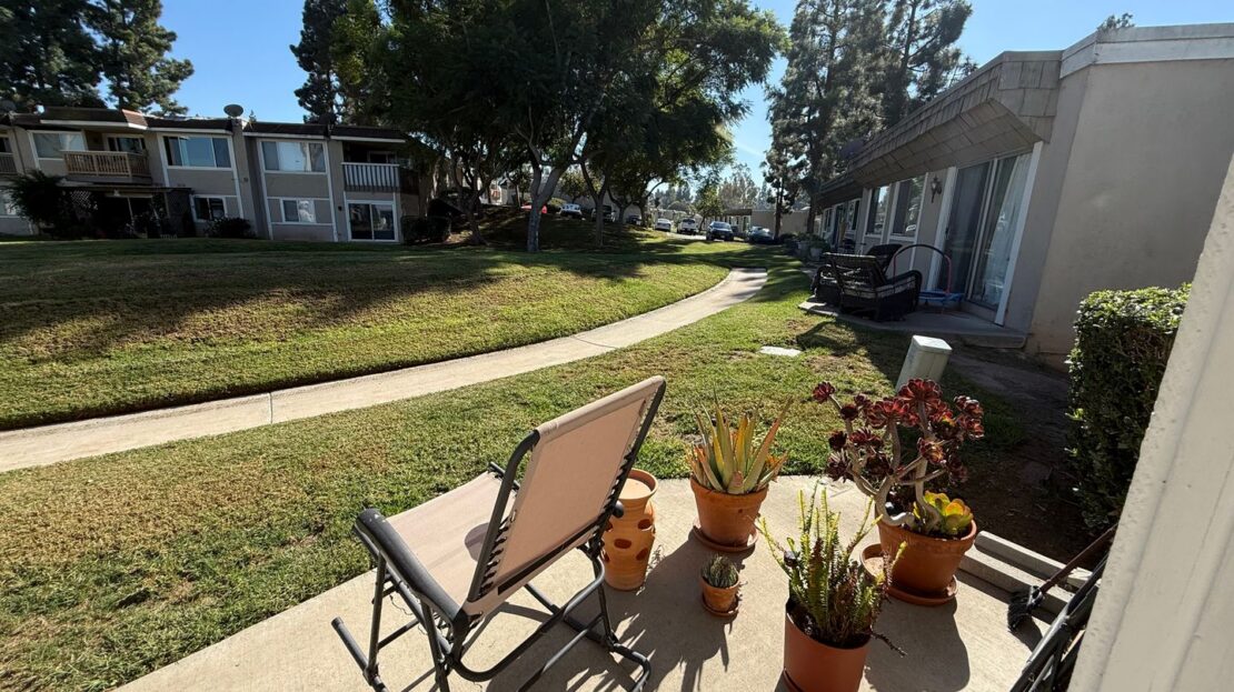 23282 Caminito Marcial - Laguna Hills - California - 2 bed, 1 bath rental property