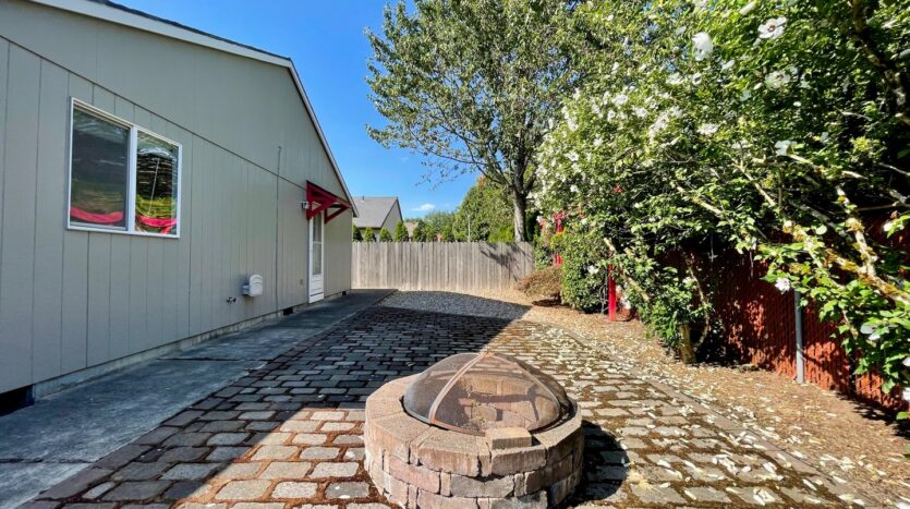 2374 NW Stanley Ave.  - Gresham - Oregon - 3 bed, 2 bath rental property