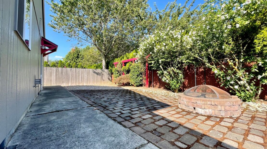 2374 NW Stanley Ave.  - Gresham - Oregon - 3 bed, 2 bath rental property