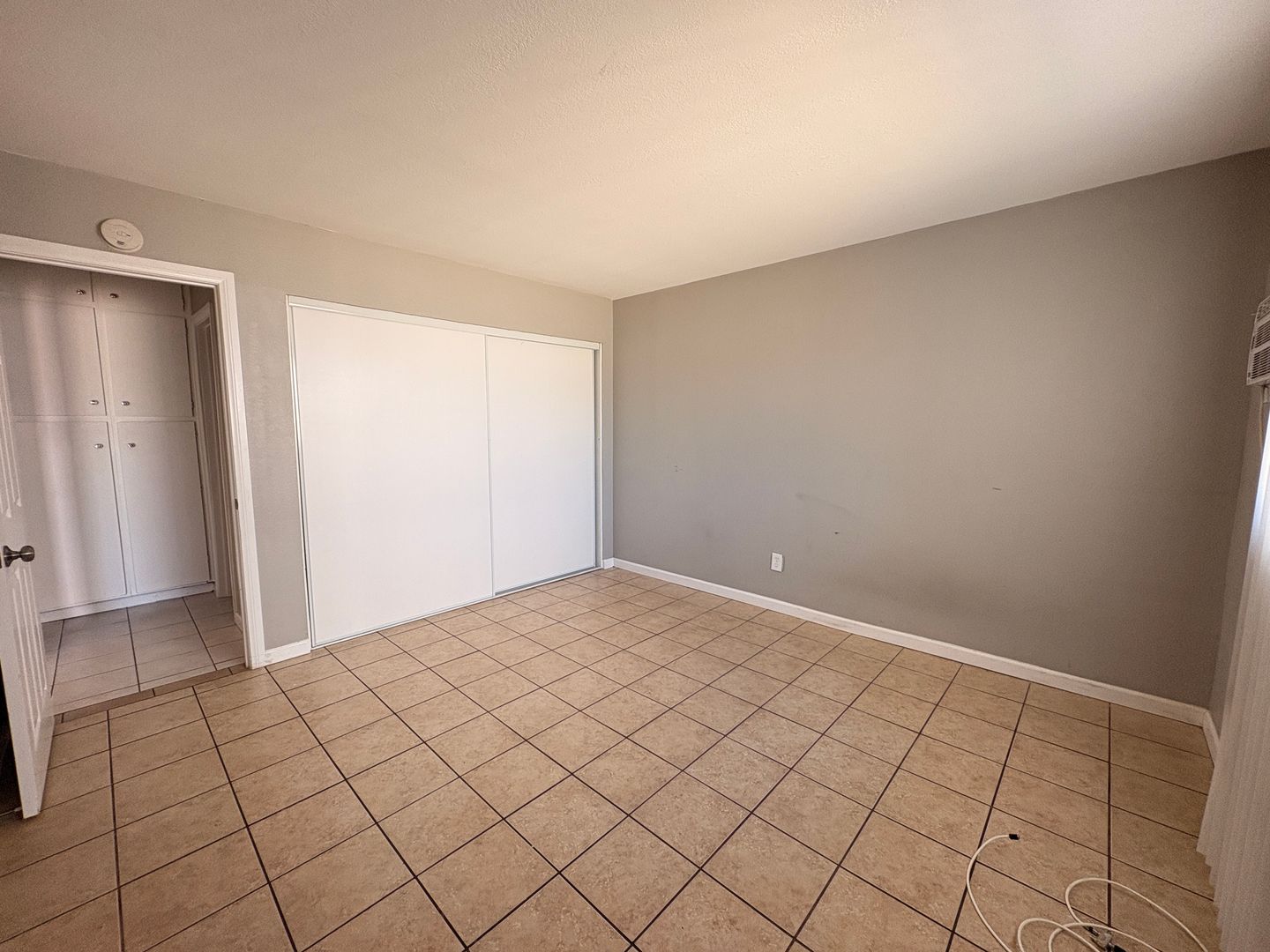 24238 Postal Ave -  Unit 6 - Moreno Valley - California - 1 bed, 1 bath rental property