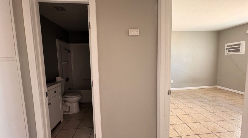 24238 Postal Ave -  Unit 6 - Moreno Valley - California - 1 bed, 1 bath rental property