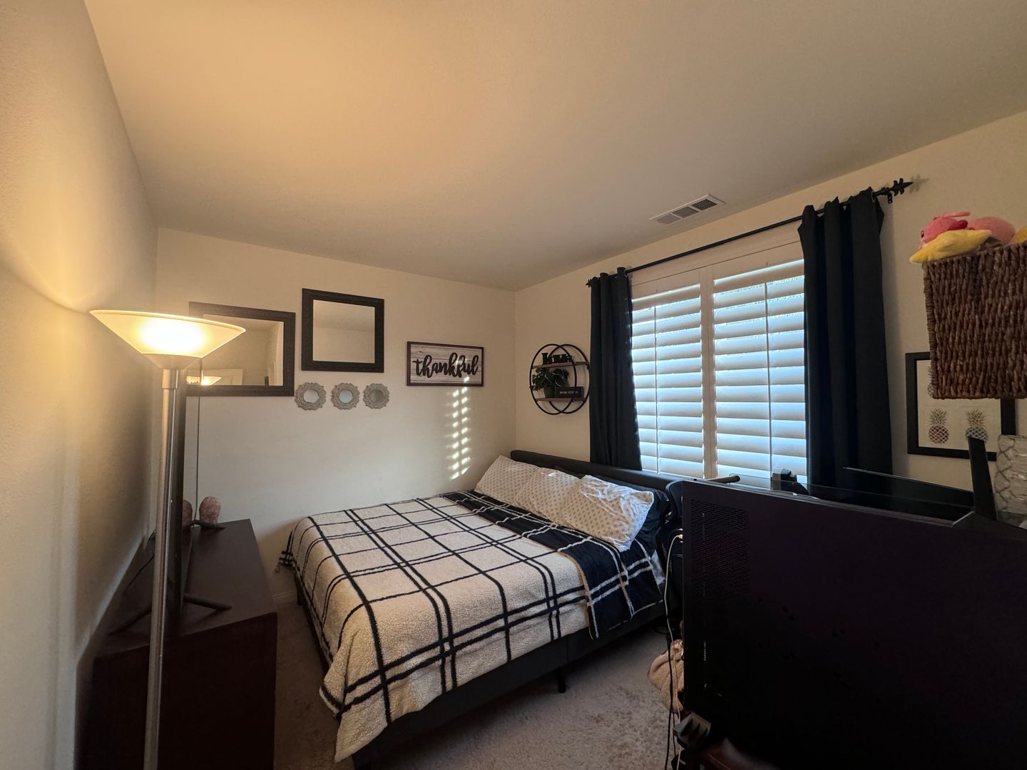 24504 Sabaton Cir - Menifee - California - 4 bed, 2.5 bath rental property