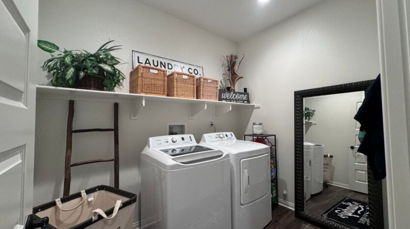 24504 Sabaton Cir - Menifee - California - 4 bed, 2.5 bath rental property