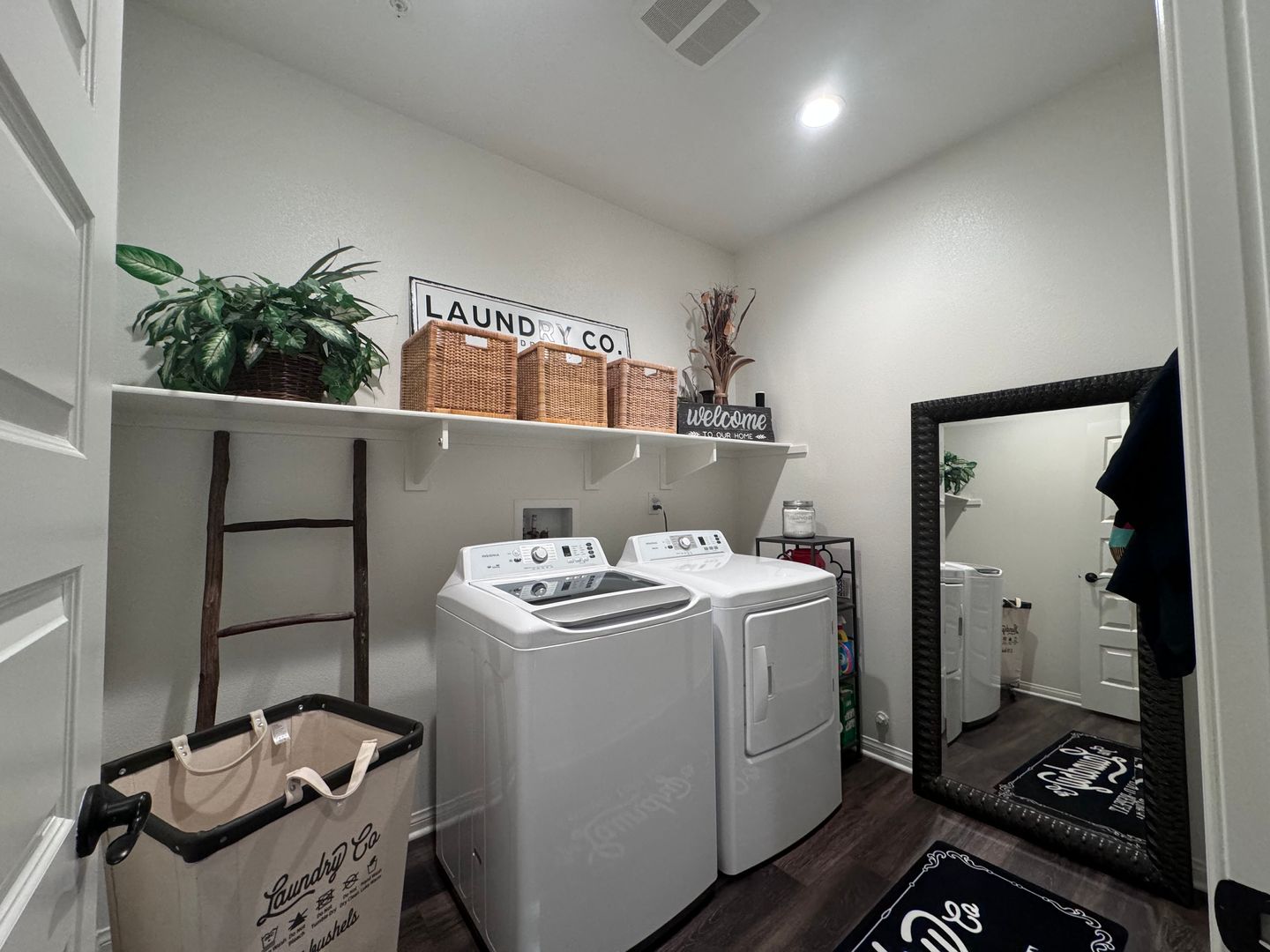 24504 Sabaton Cir - Menifee - California - 4 bed, 2.5 bath rental property