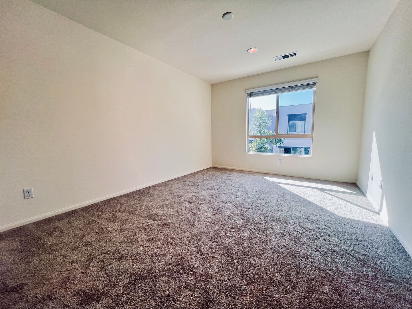 2454 Verano Way - Vista - California - 3 bed, 3.5 bath rental property