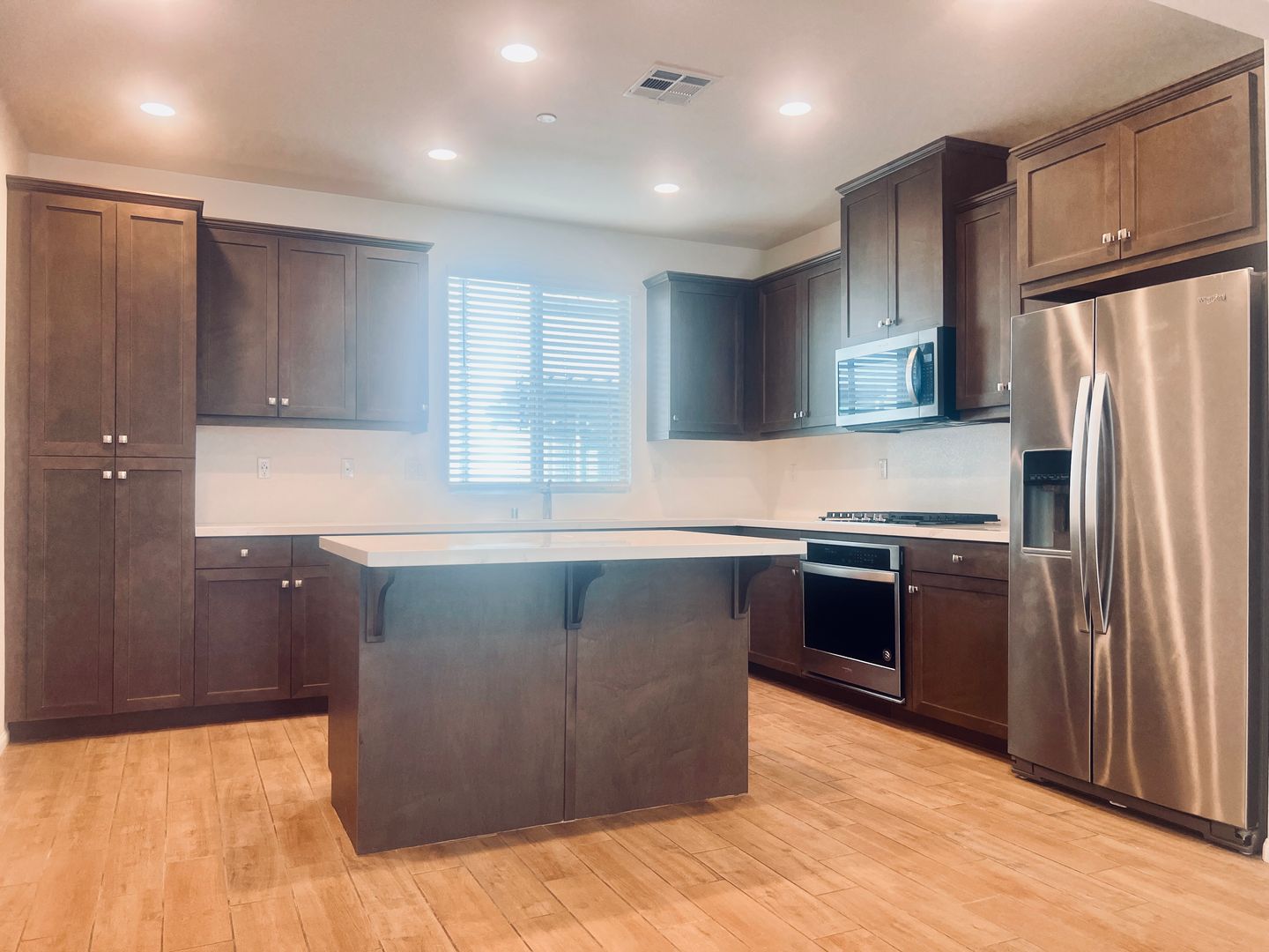 2454 Verano Way - Vista - California - 3 bed, 3.5 bath rental property