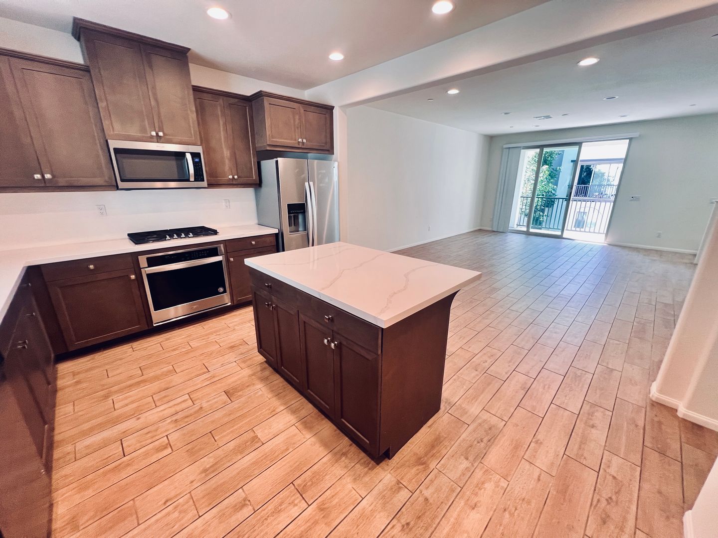 2454 Verano Way - Vista - California - 3 bed, 3.5 bath rental property