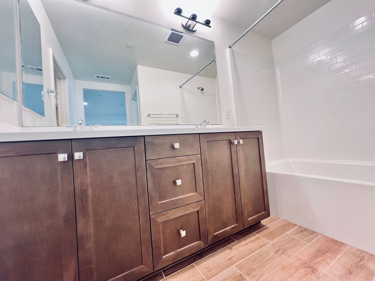 2454 Verano Way - Vista - California - 3 bed, 3.5 bath rental property