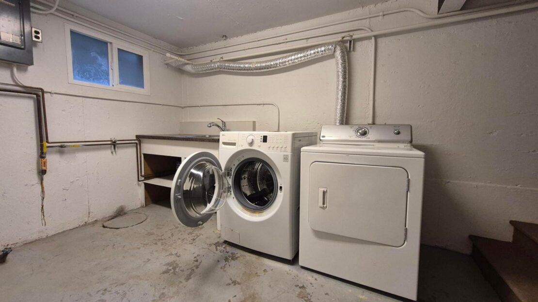 2761 NW Quimby Street - Portland - Oregon - 2 bed, 1 bath rental property