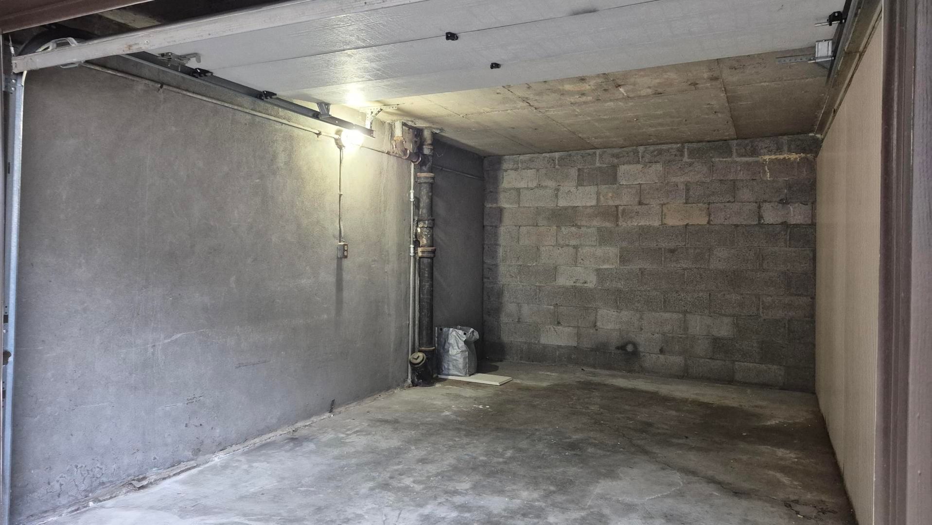 2761 NW Quimby Street - Portland - Oregon - 2 bed, 1 bath rental property