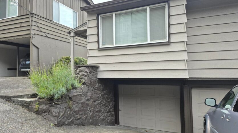 2761 NW Quimby Street - Portland - Oregon - 2 bed, 1 bath rental property