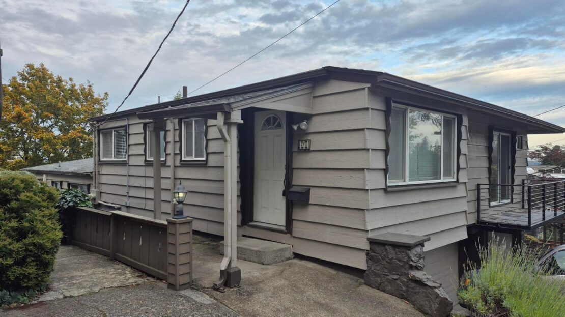 2761 NW Quimby Street - Portland - Oregon - 2 bed, 1 bath rental property