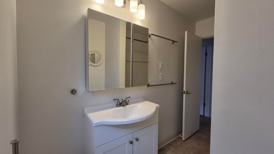 2761 NW Quimby Street - Portland - Oregon - 2 bed, 1 bath rental property