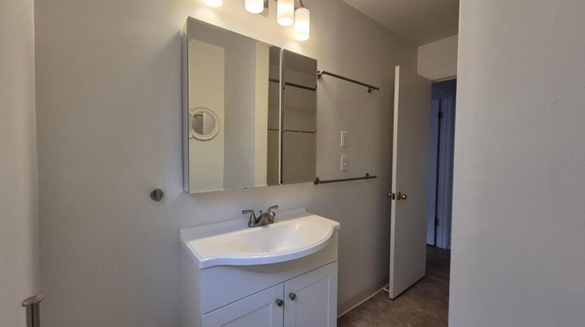 2761 NW Quimby Street - Portland - Oregon - 2 bed, 1 bath rental property