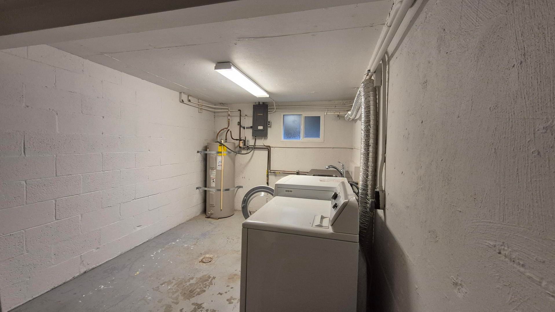 2761 NW Quimby Street - Portland - Oregon - 2 bed, 1 bath rental property