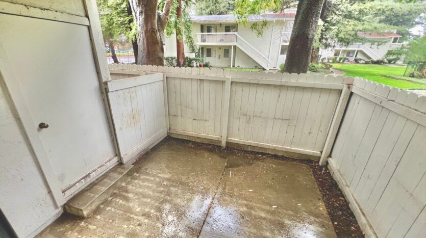 2800 Dover Ave - Fairfield - California - 2 bed, 1 bath rental property