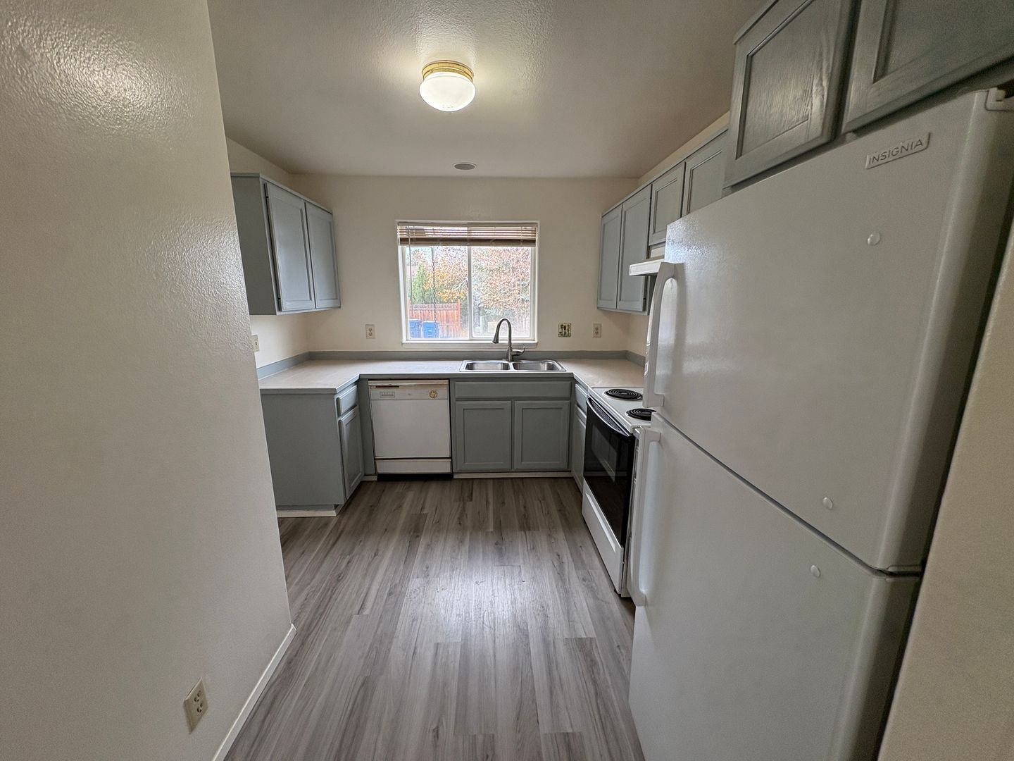 2950 Nikki Ct  Unit A - Bend - Oregon - 3 bed, 2.5 bath rental property