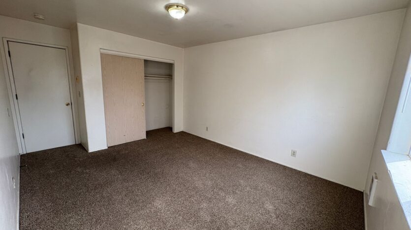 2950 Nikki Ct  Unit A - Bend - Oregon - 3 bed, 2.5 bath rental property