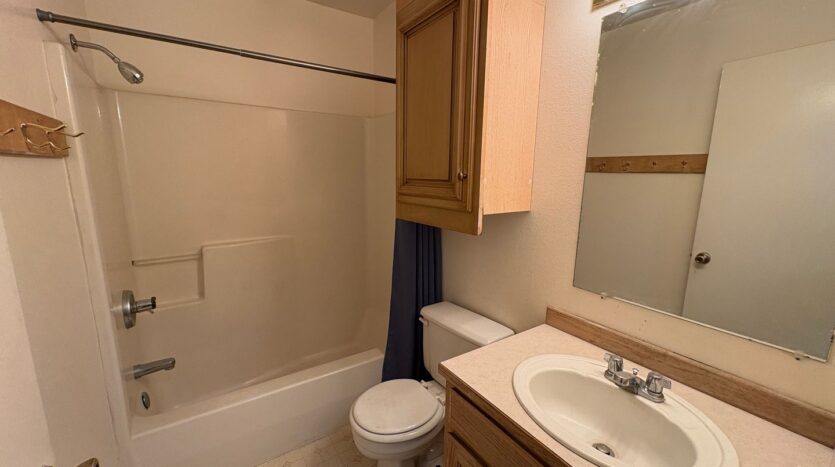 2950 Nikki Ct  Unit A - Bend - Oregon - 3 bed, 2.5 bath rental property