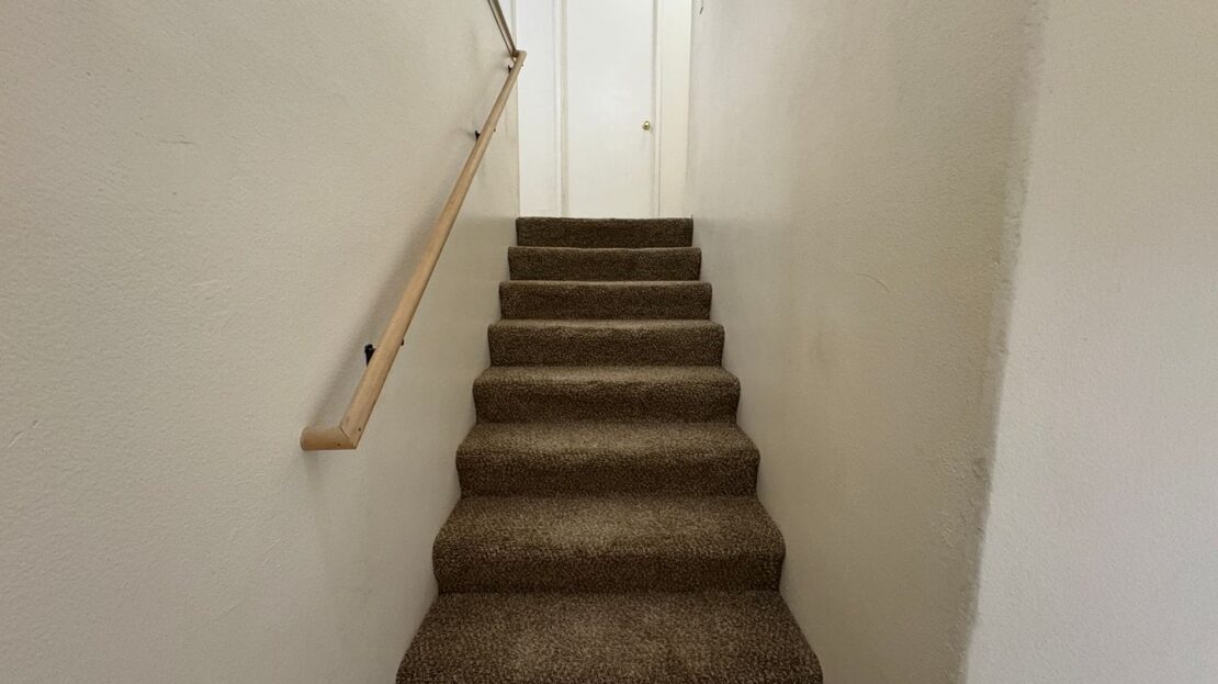 2950 Nikki Ct  Unit A - Bend - Oregon - 3 bed, 2.5 bath rental property