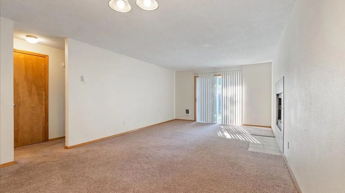 3033 NE Cleveland Ave.   - Gresham - Oregon - 2 bed, 1 bath rental property