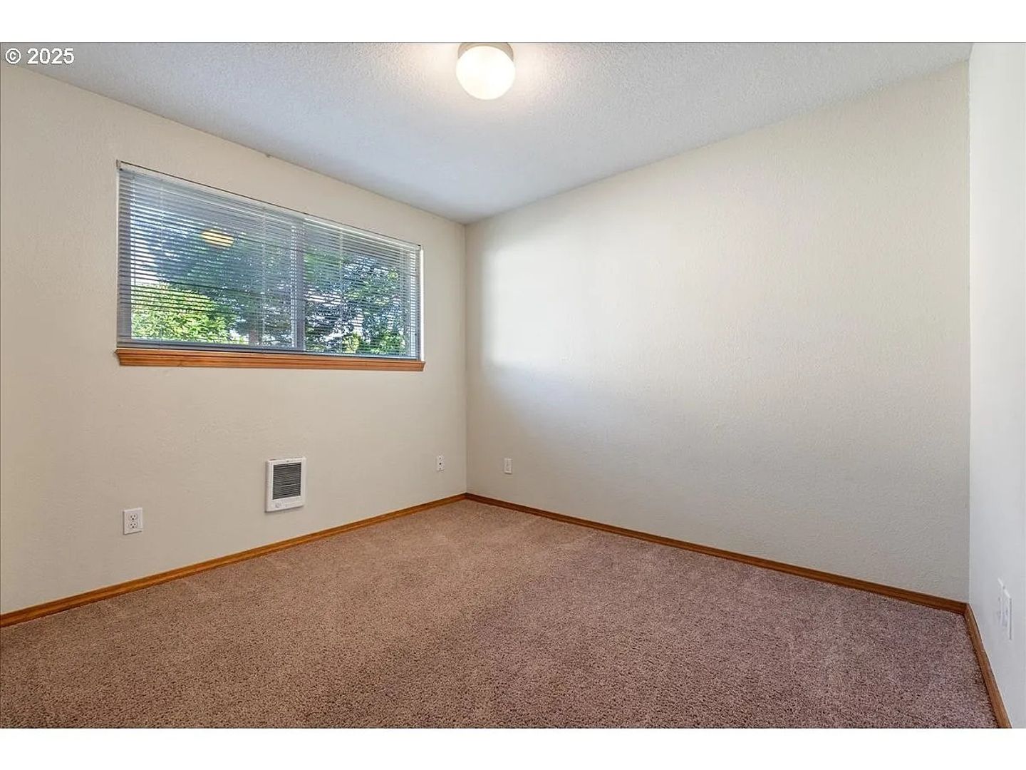 3033 NE Cleveland Ave.   - Gresham - Oregon - 2 bed, 1 bath rental property