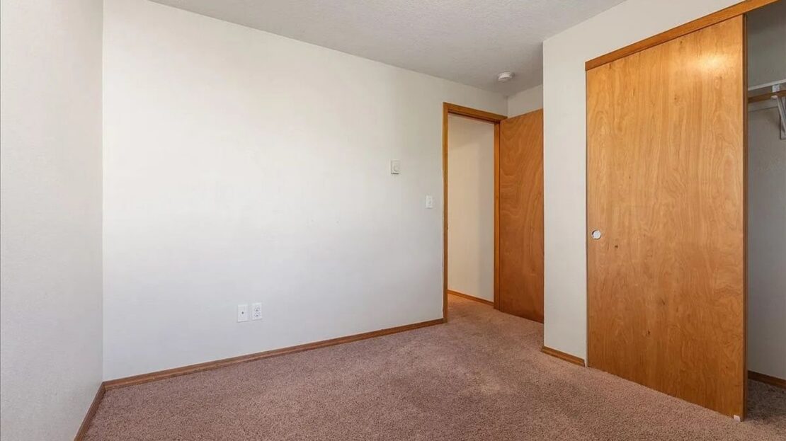 3033 NE Cleveland Ave.   - Gresham - Oregon - 2 bed, 1 bath rental property