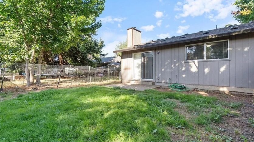 3033 NE Cleveland Ave.   - Gresham - Oregon - 2 bed, 1 bath rental property