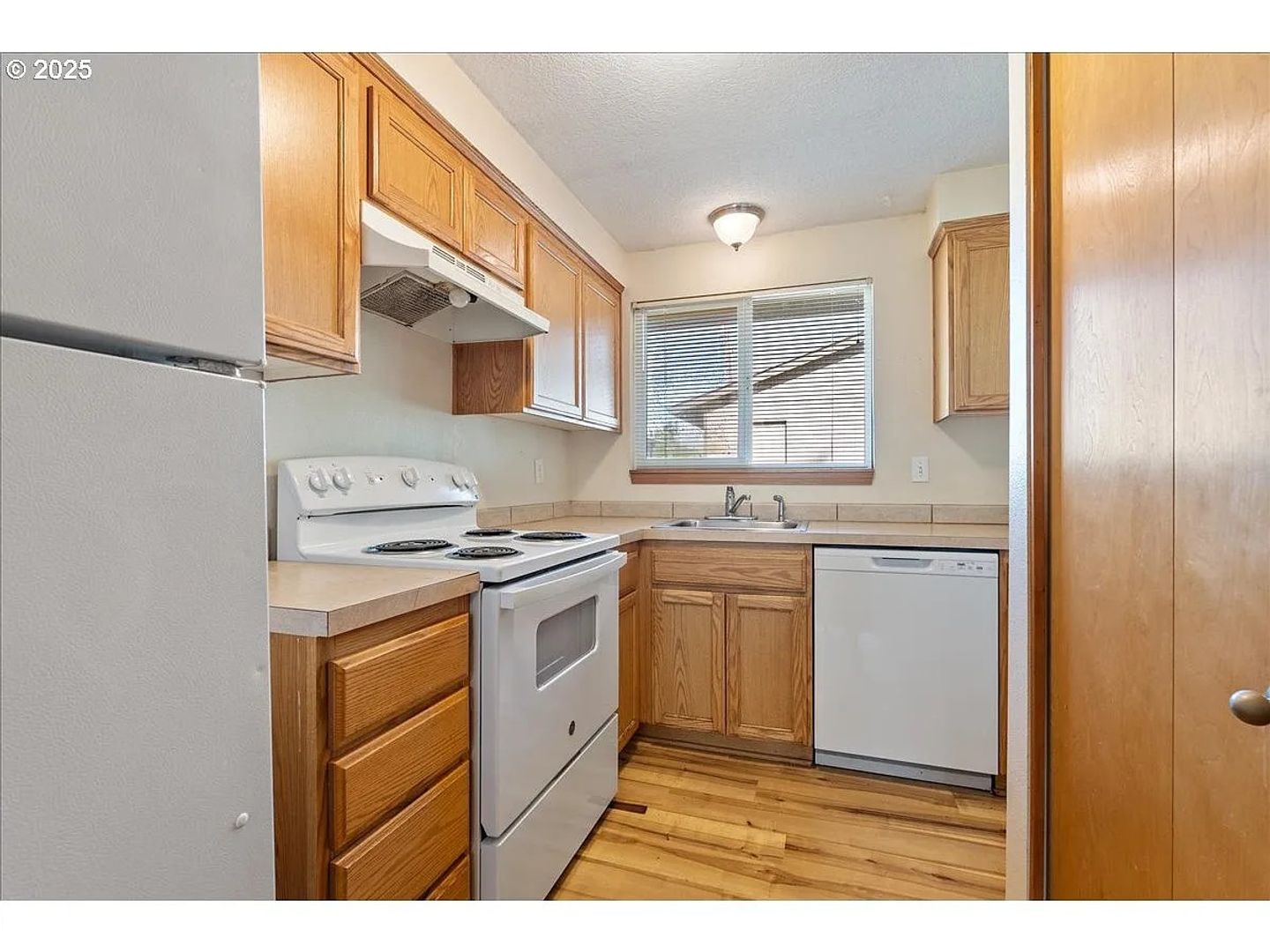 3033 NE Cleveland Ave.   - Gresham - Oregon - 2 bed, 1 bath rental property
