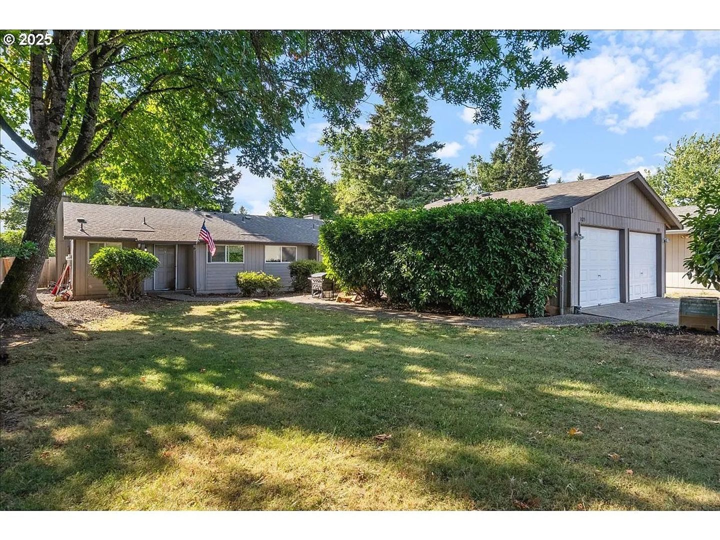 3033 NE Cleveland Ave.   - Gresham - Oregon - 2 bed, 1 bath rental property