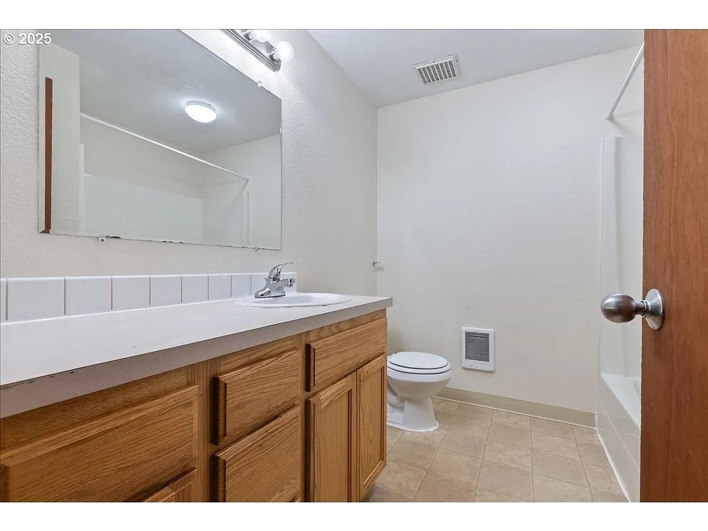 3033 NE Cleveland Ave.   - Gresham - Oregon - 2 bed, 1 bath rental property