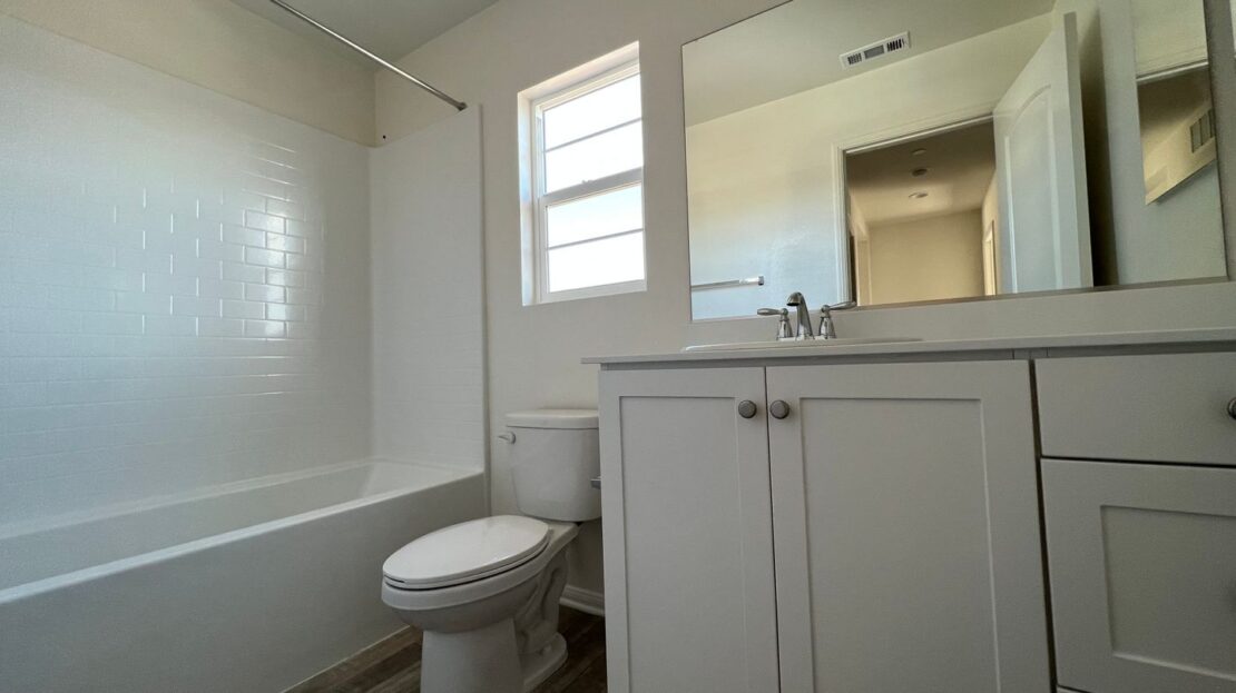 30737 Expedition Dr. - Winchester - California - 4 bed, 3.5 bath rental property