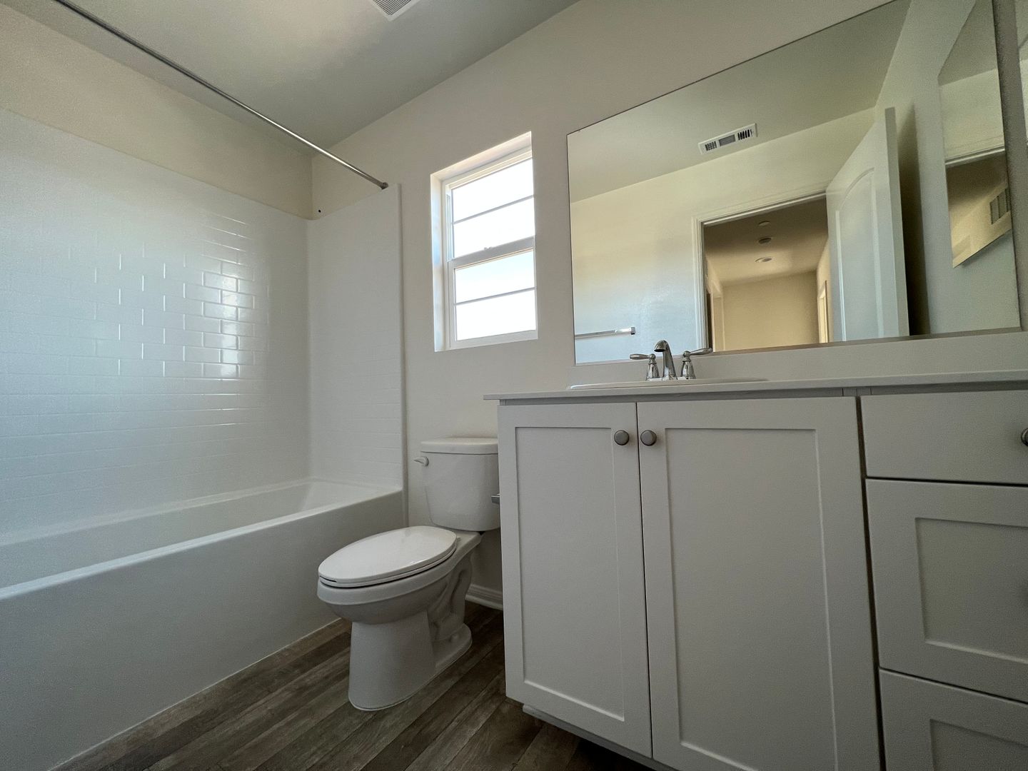 30737 Expedition Dr. - Winchester - California - 4 bed, 3.5 bath rental property