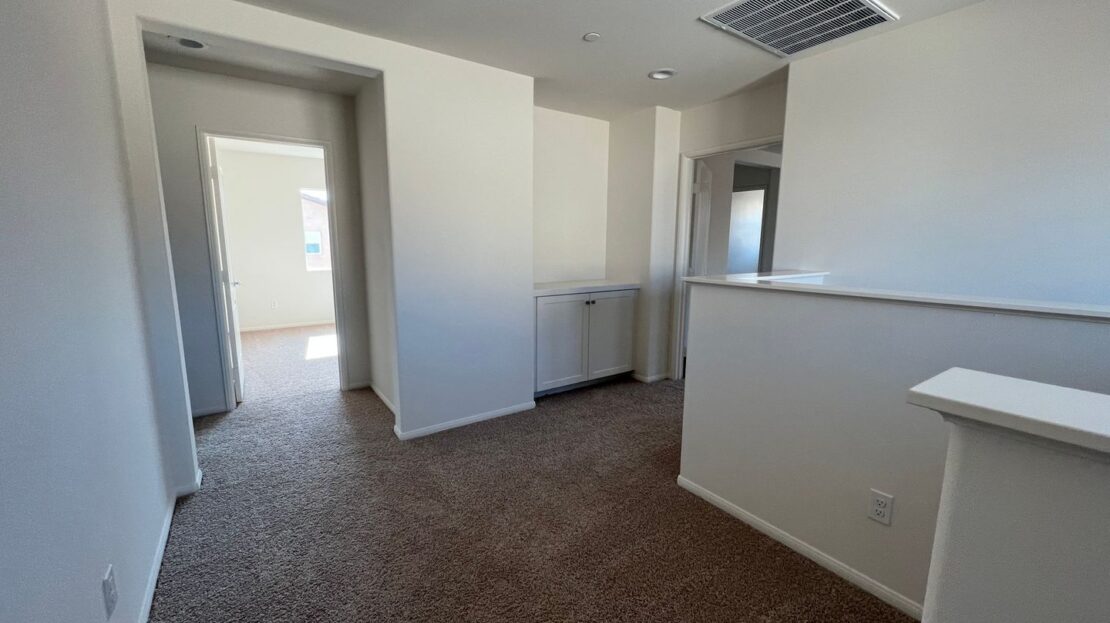 30737 Expedition Dr. - Winchester - California - 4 bed, 3.5 bath rental property