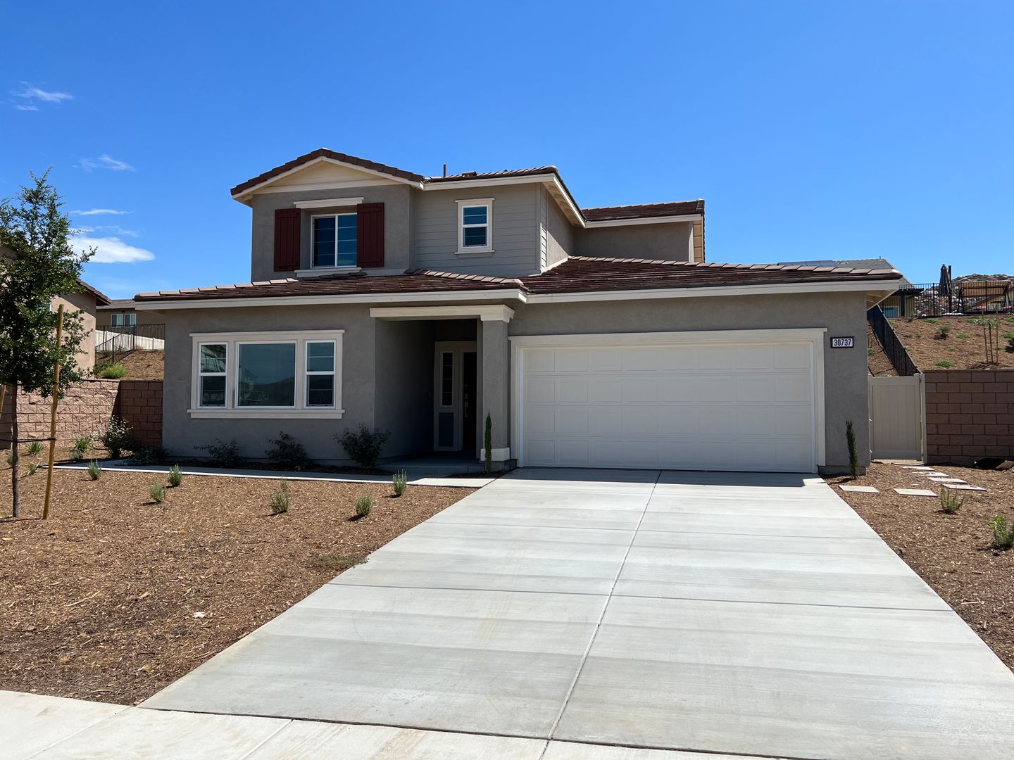 30737 Expedition Dr. - Winchester - California - 4 bed, 3.5 bath rental property