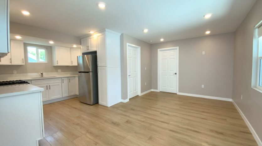 320 1/2 Myrtle Street - Glendale - California - 1 bed, 1 bath rental property