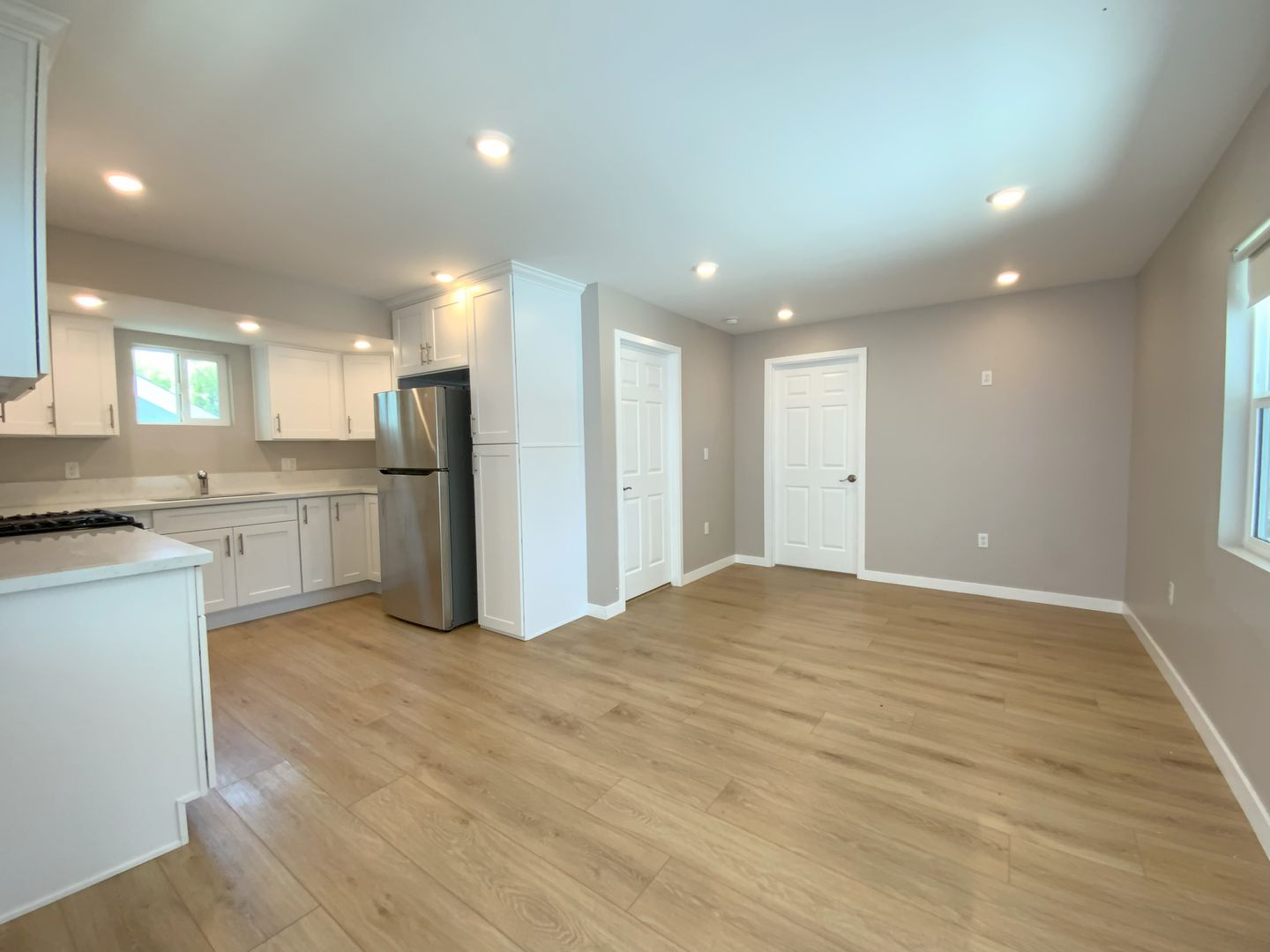 320 1/2 Myrtle Street - Glendale - California - 1 bed, 1 bath rental property