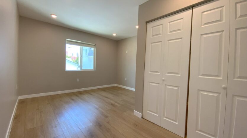 320 1/2 Myrtle Street - Glendale - California - 1 bed, 1 bath rental property